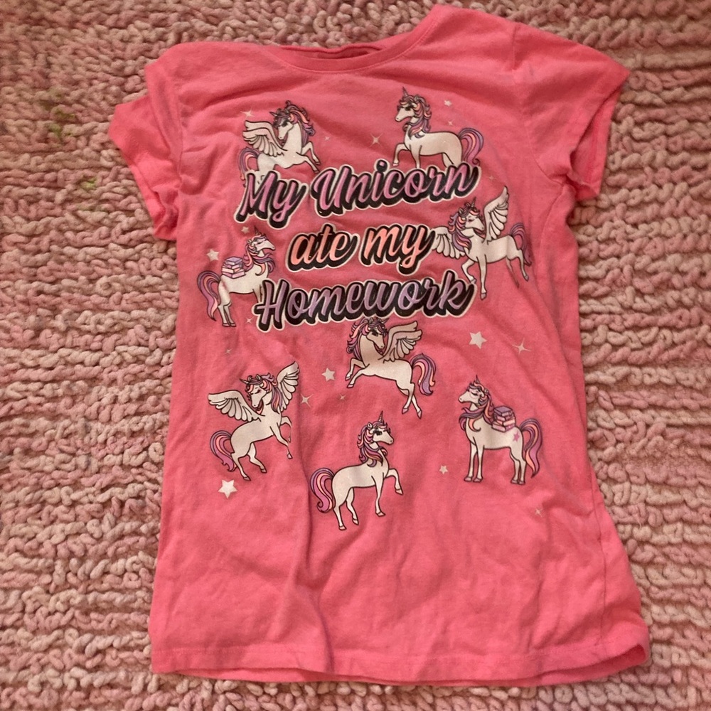Children’s place pink unicorn t-shirt L